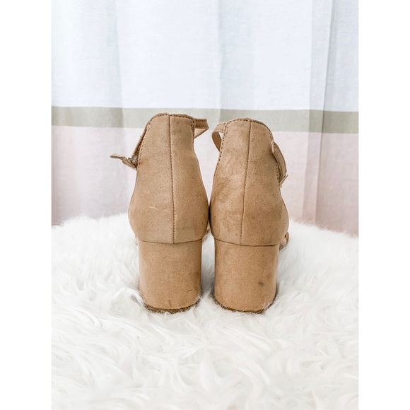 Nude heels - Picture 3 of 4